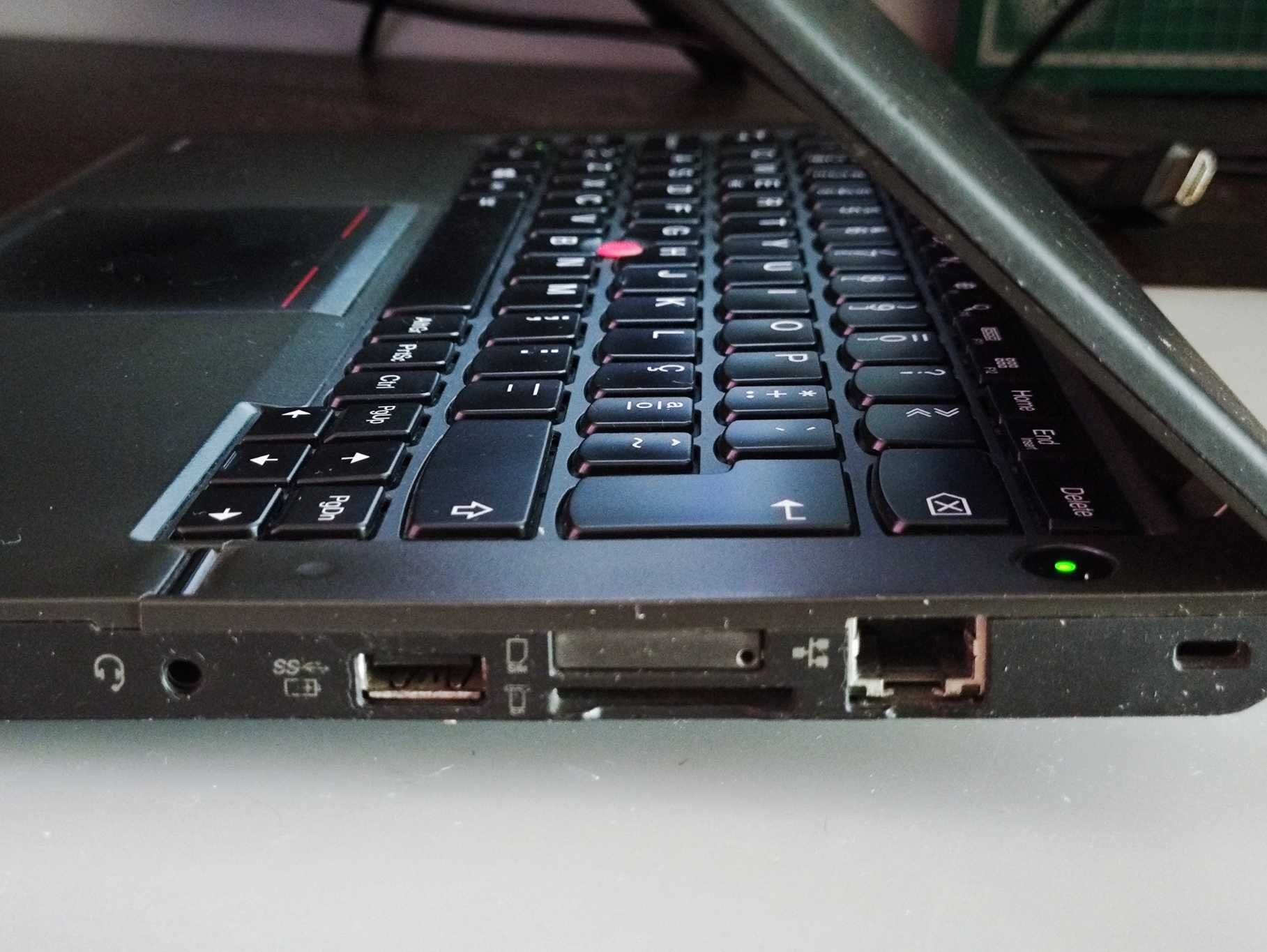Portátil Lenovo Thinkpad X240 - Ler descrição detalhada do artigo