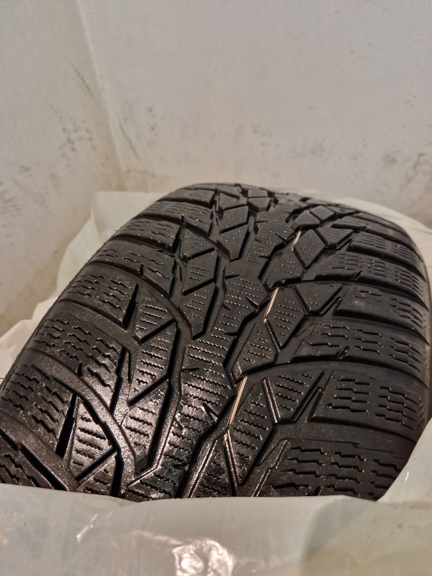 Opony nokian WR D4 225/45/17