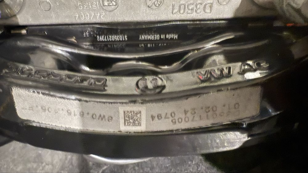 Передні супорта Audi S5 2024