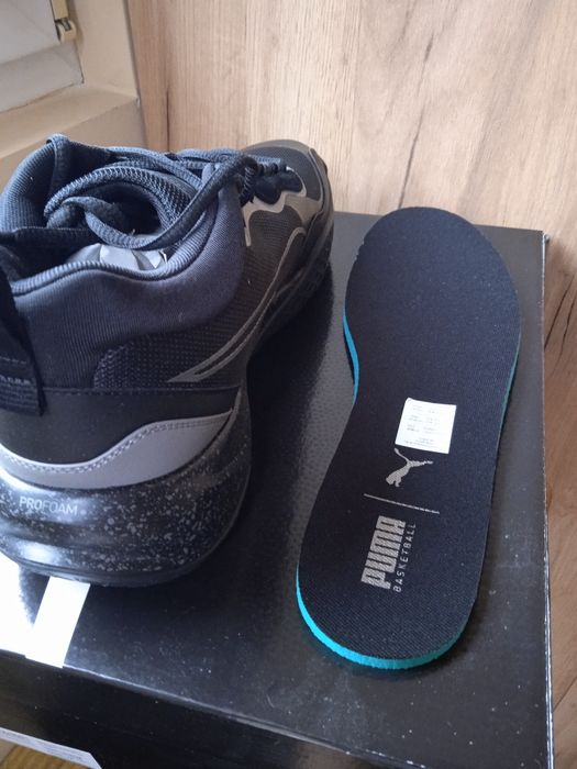 Buty sportowe Puma, rozmiar EUR 45, nowe w pudełku, wygodne i solidne,
