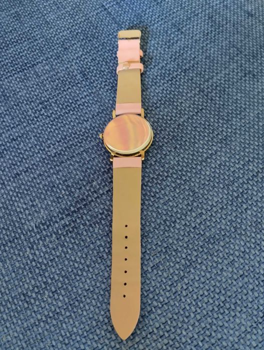 Relógio cor-de-rosa