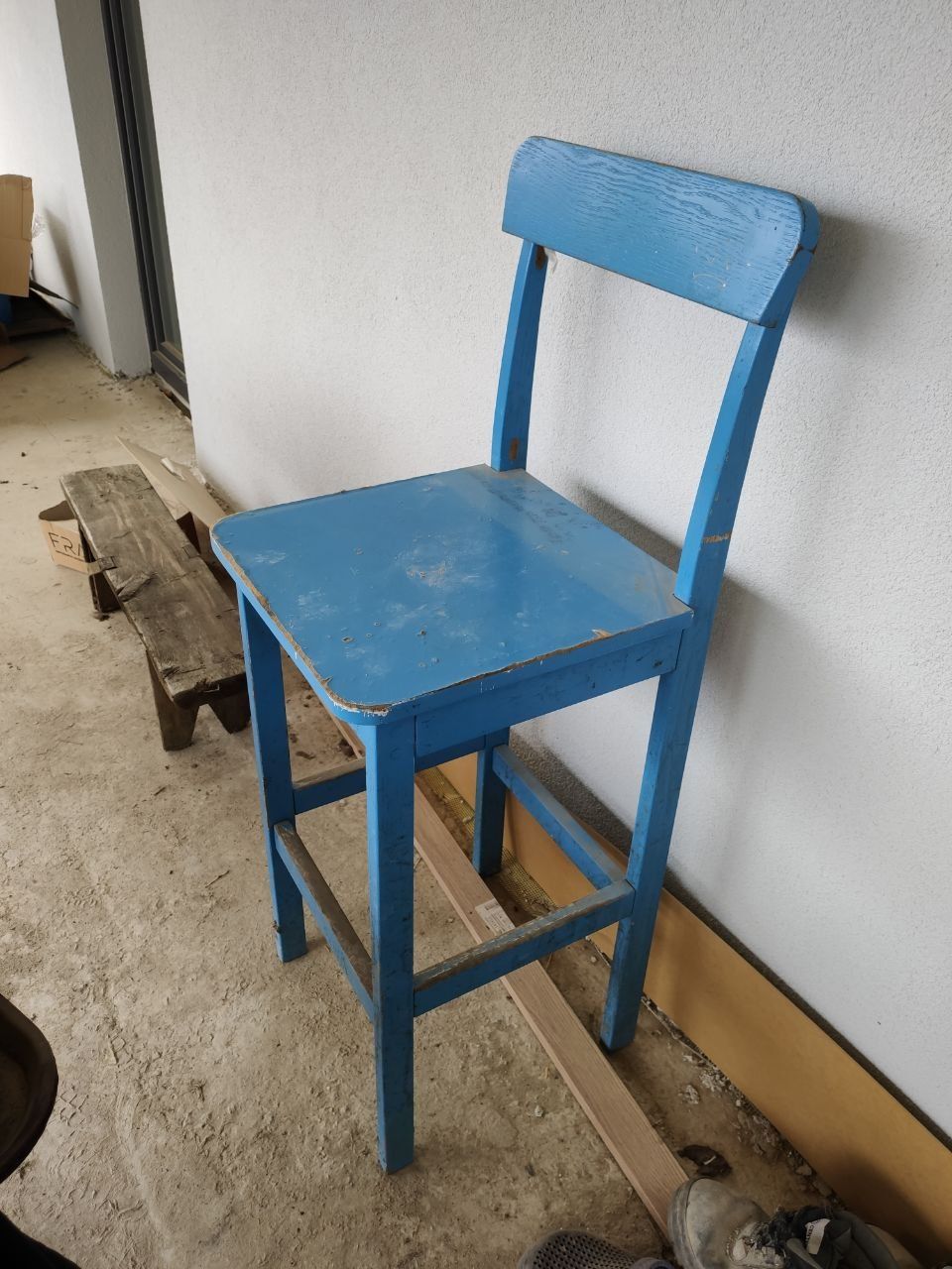 Барні стільці під реставрацію