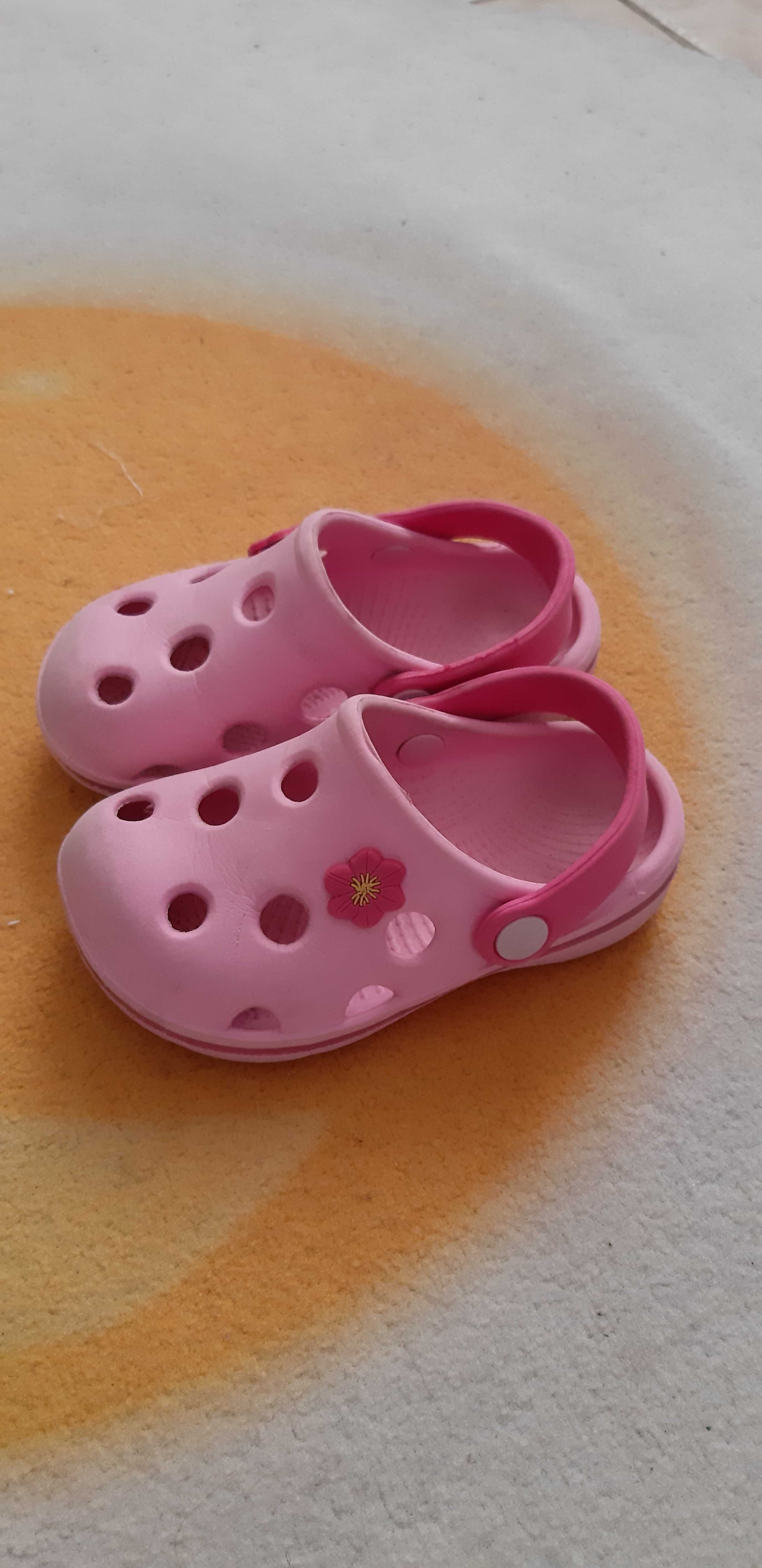 Crocsy/buty dla dziewczynki 24
