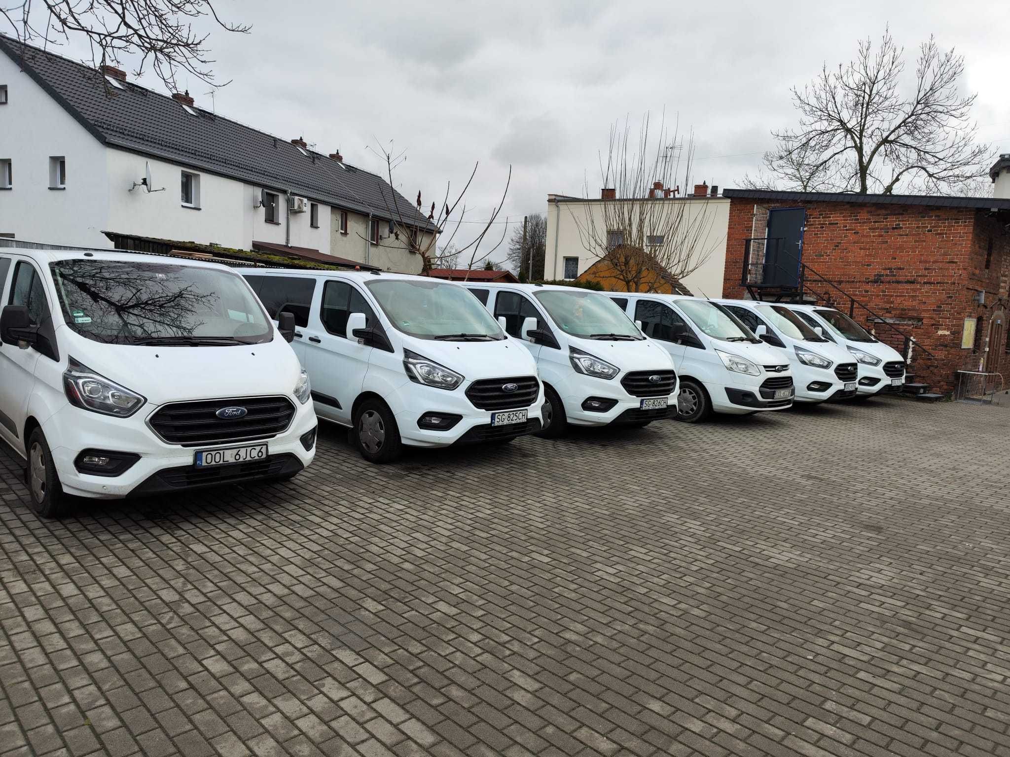 Wypożyczalnia, wynajem busa 9 osobowego - Ford Transit Custom