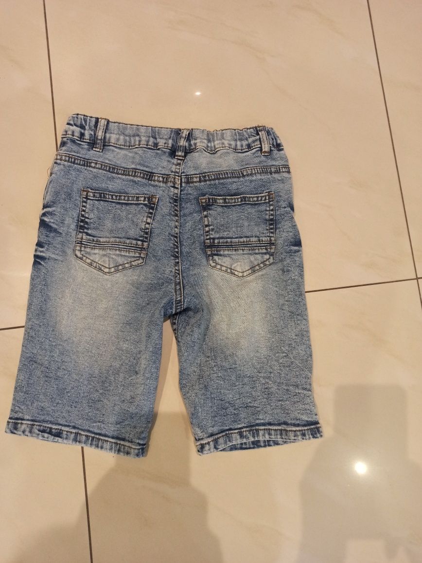 Spodenk / szortyi jeansowe krótkie, rozmiar 146