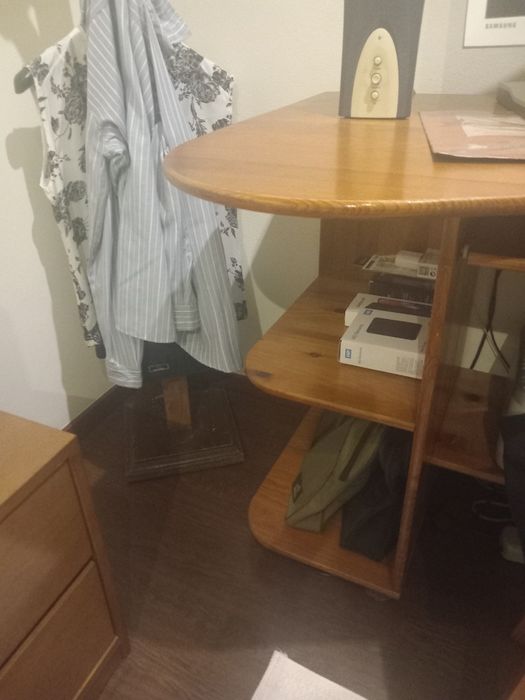 Secretária em otimo estado