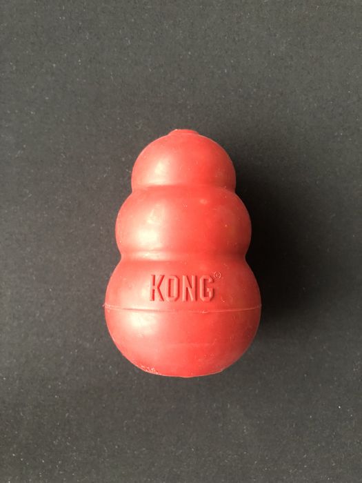 Kong Classic zabawka dla psa czerwony M