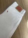 Продам своі білі подовжені шорти від levis