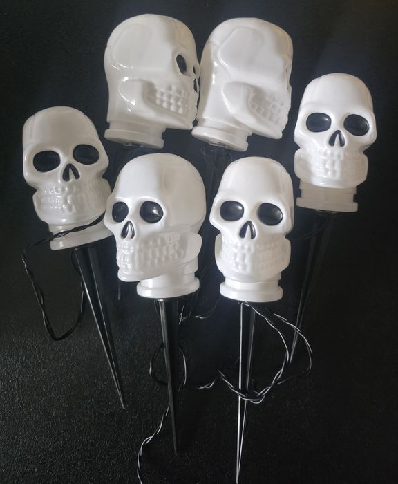 Lampa ogrodowa trupią czaszka. 6 sztuk Hallowen LED Wieczor tematyczny