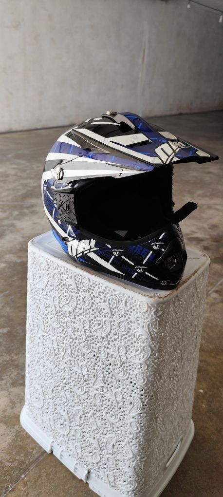 Capacete mota 57cm Tam S