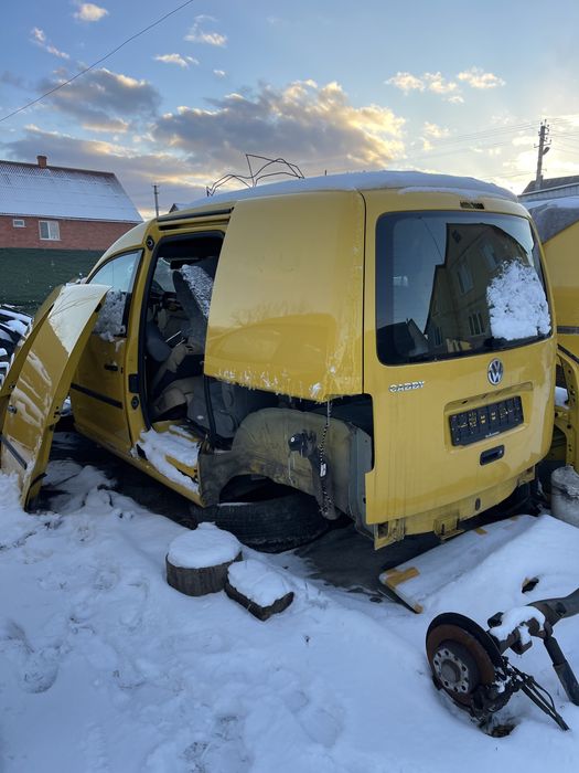 VW Volkswagen Caddy Кузов Поріг Чверть Криша Лонжерон