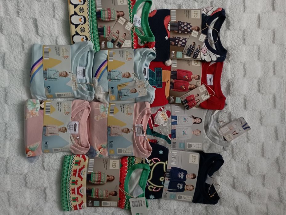 Теплі новорічні світшоти 86-92 98-104 110-116 122-128