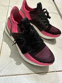Кросівки Adidas для дівчинки р.35-22,5 см нові