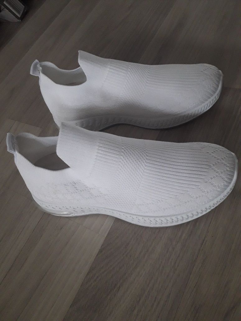 Nowe białe sneakersy buty skarpetkowe materiałowe roz 37