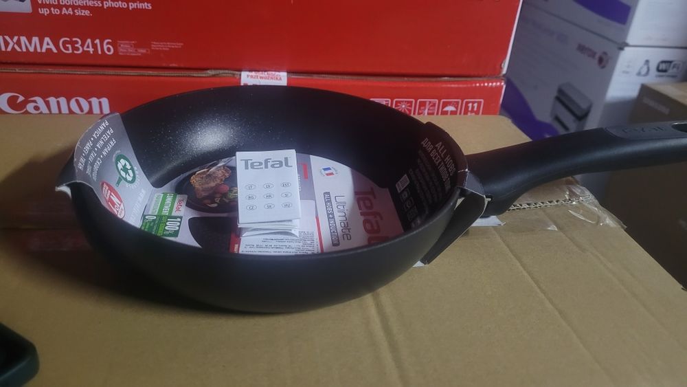 Сковорідка TEFAL ULTIMATE 20cm G26802 1275грн

Лишилась 1шт