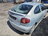 Renault Megane  Cupe 2000r,1598 ccm,66 kW-na części