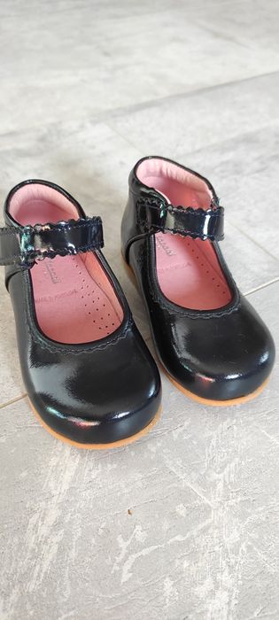 Jacadi Paris skórzane buty 22