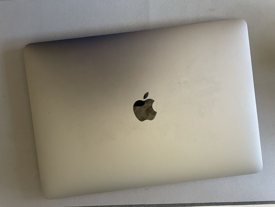 MacBook Pro 13” – i5 Quad Core, 8GB RAM