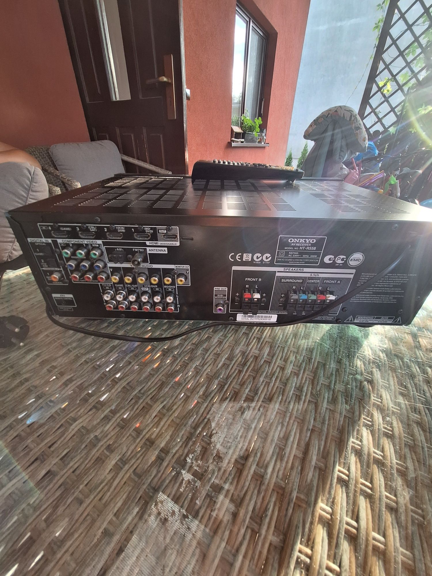 Amplituren Onkyo z Pilotem