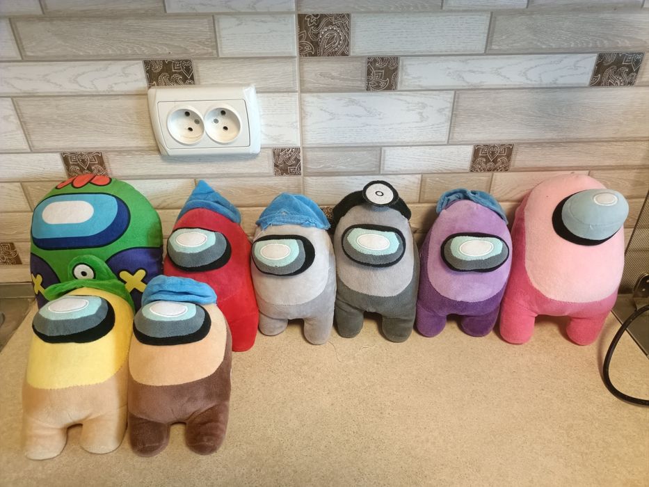 Продам м'які іграшки амонг ас