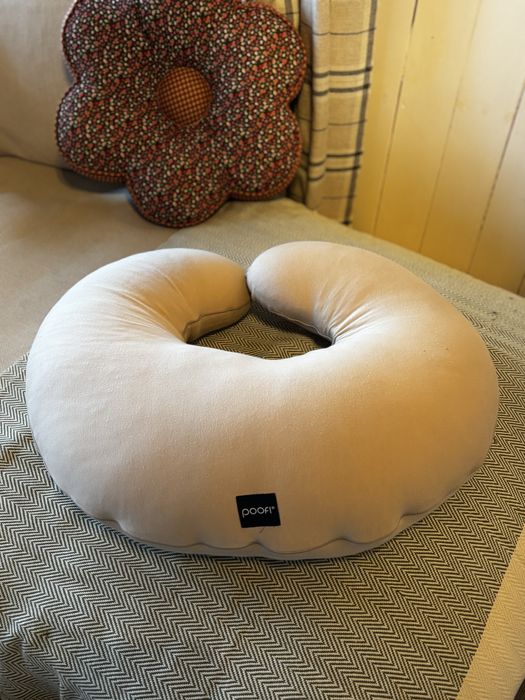 Poduszka do karmienia Poofi
