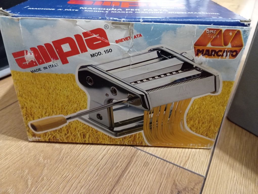 Maszynka do makaronu ampia