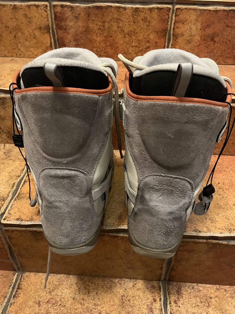 ZESTAW Snowboard NIDECKER Axis, wiązania + buty SALOMON