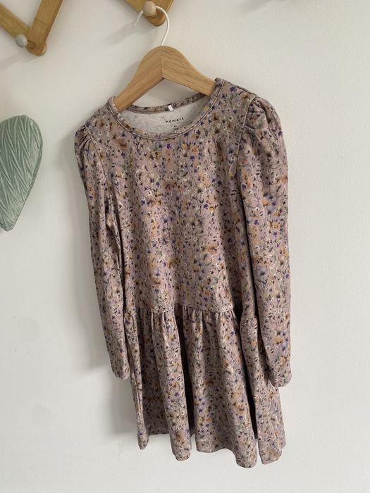 Sukienka name it 110 wrzosowa kwiatki roślinki liliowa bufki