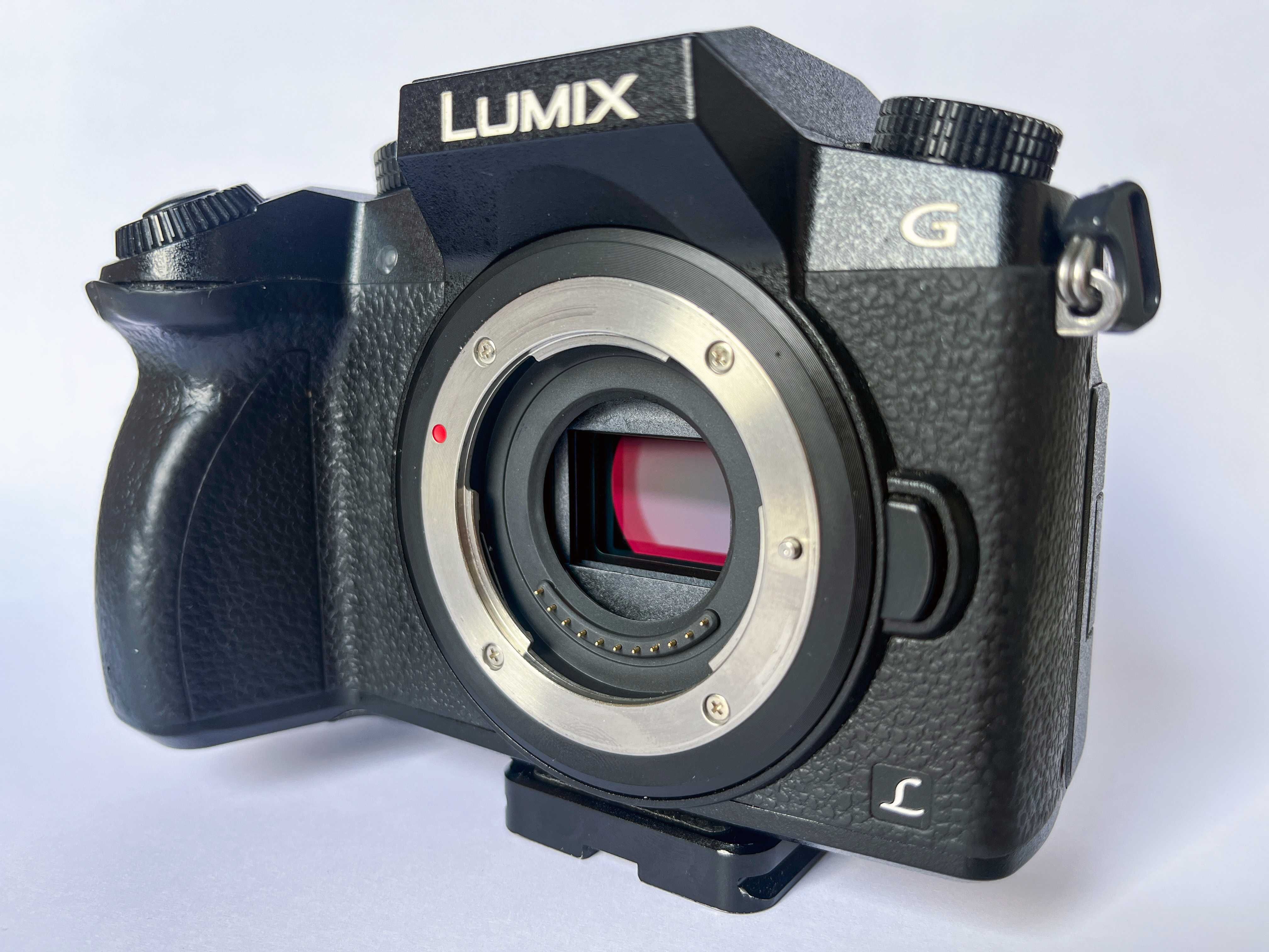 Фотоапарат Panasonic Lumix DMC-G7 body
