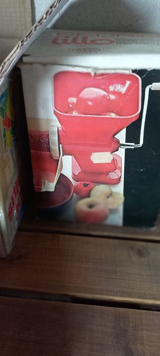 Ручна соковижима