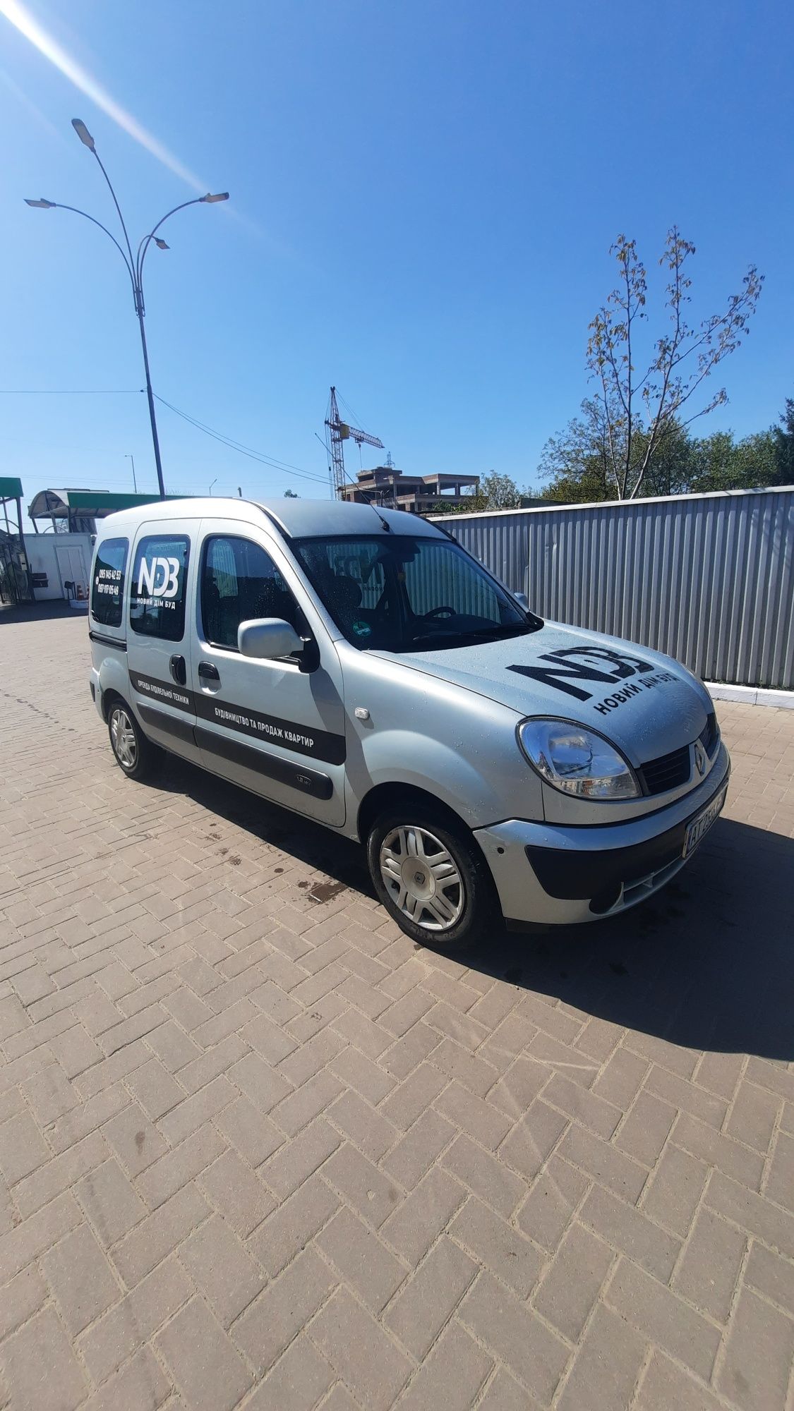 В продажі renault kangoo 2007 рік, кузов в хорошому стані, мотор працю