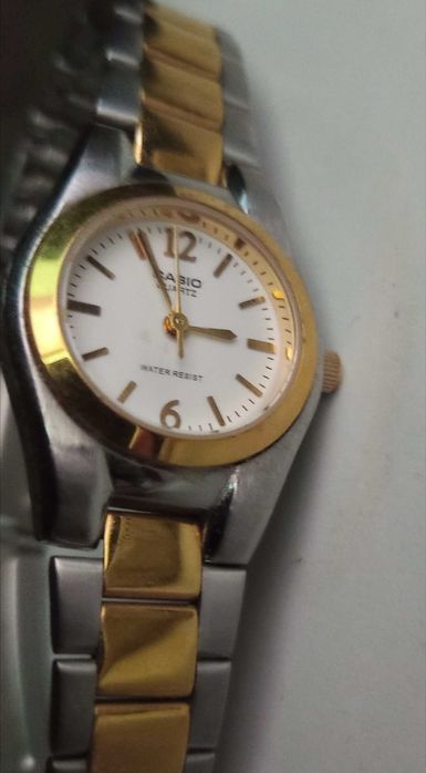Casio quartzo senhora gold/Silver 75€