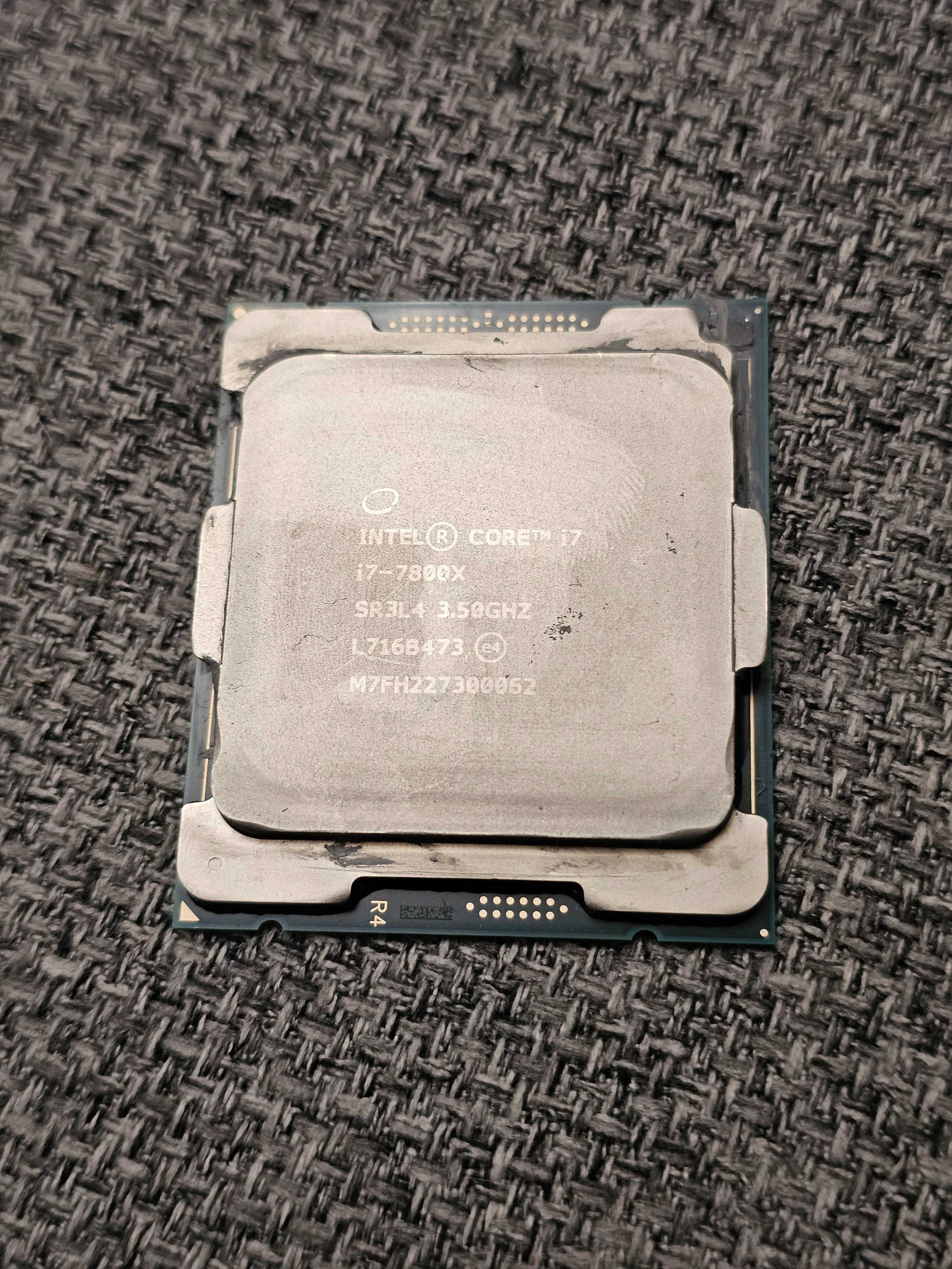 Ігровий процесор Intel core i7 7800X 6 ядер 12 потоків S2011v3