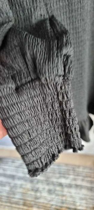 Sukienka mini z falbaną Reserved r.S/36