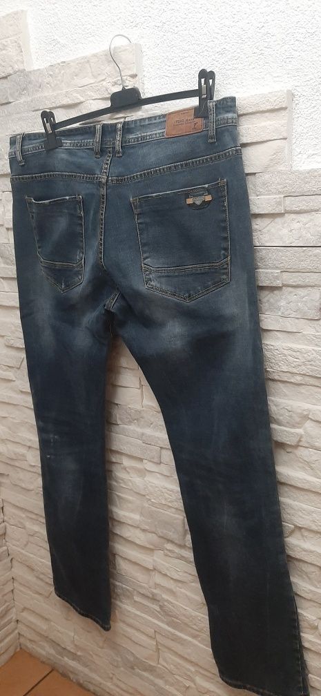 Spodnie Jeans granatowe 36 (53 cmx2 pas)