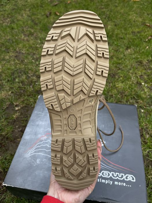 Buty trekkingowe Lowa