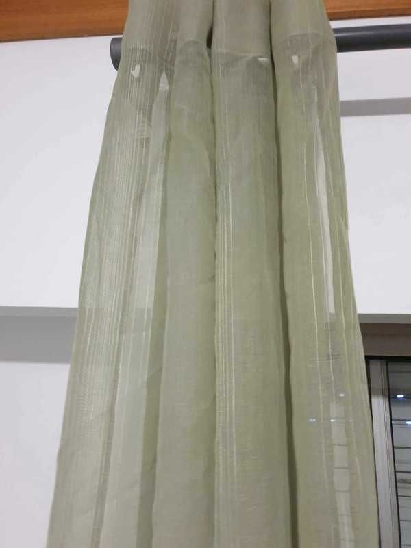 2 cortinas 1,40 cm x 2,60 cm