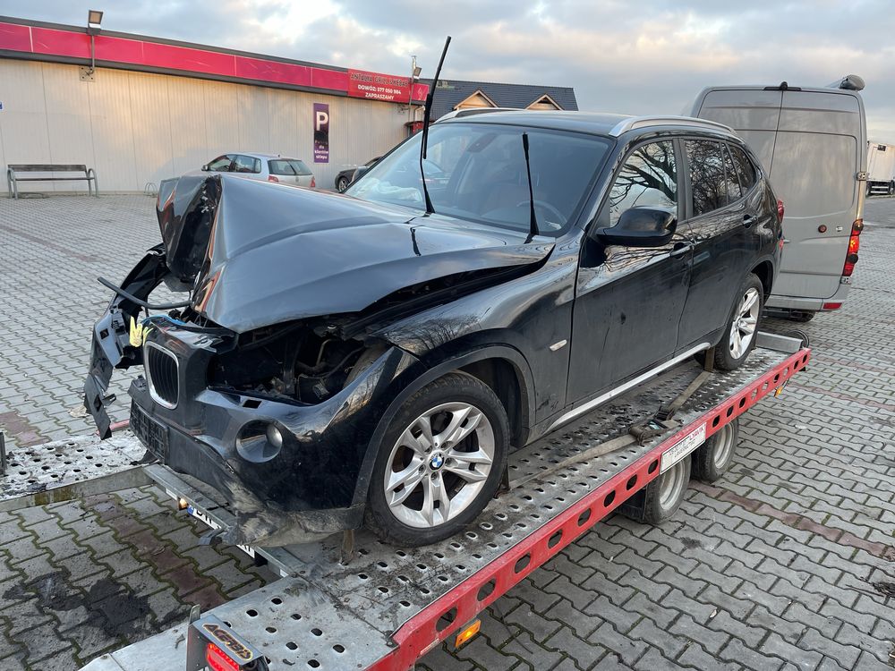 Bmw x1 e84 , 28 i, xenon ,orange skora,  s drive automat 2012