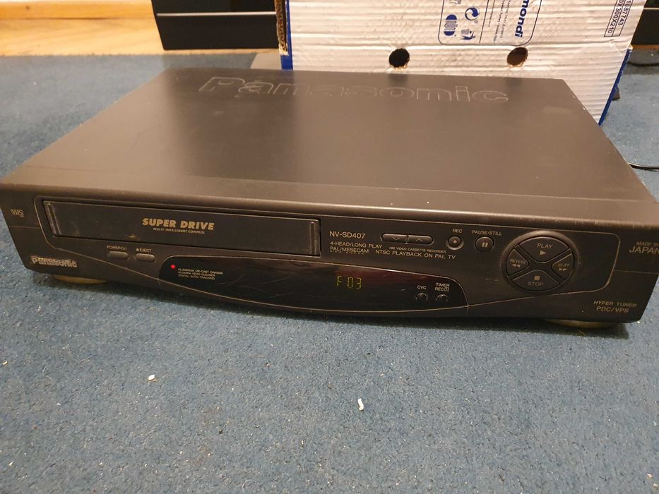 Japonski TV video DVD Magnetovid Panasonic NV-SD407EE