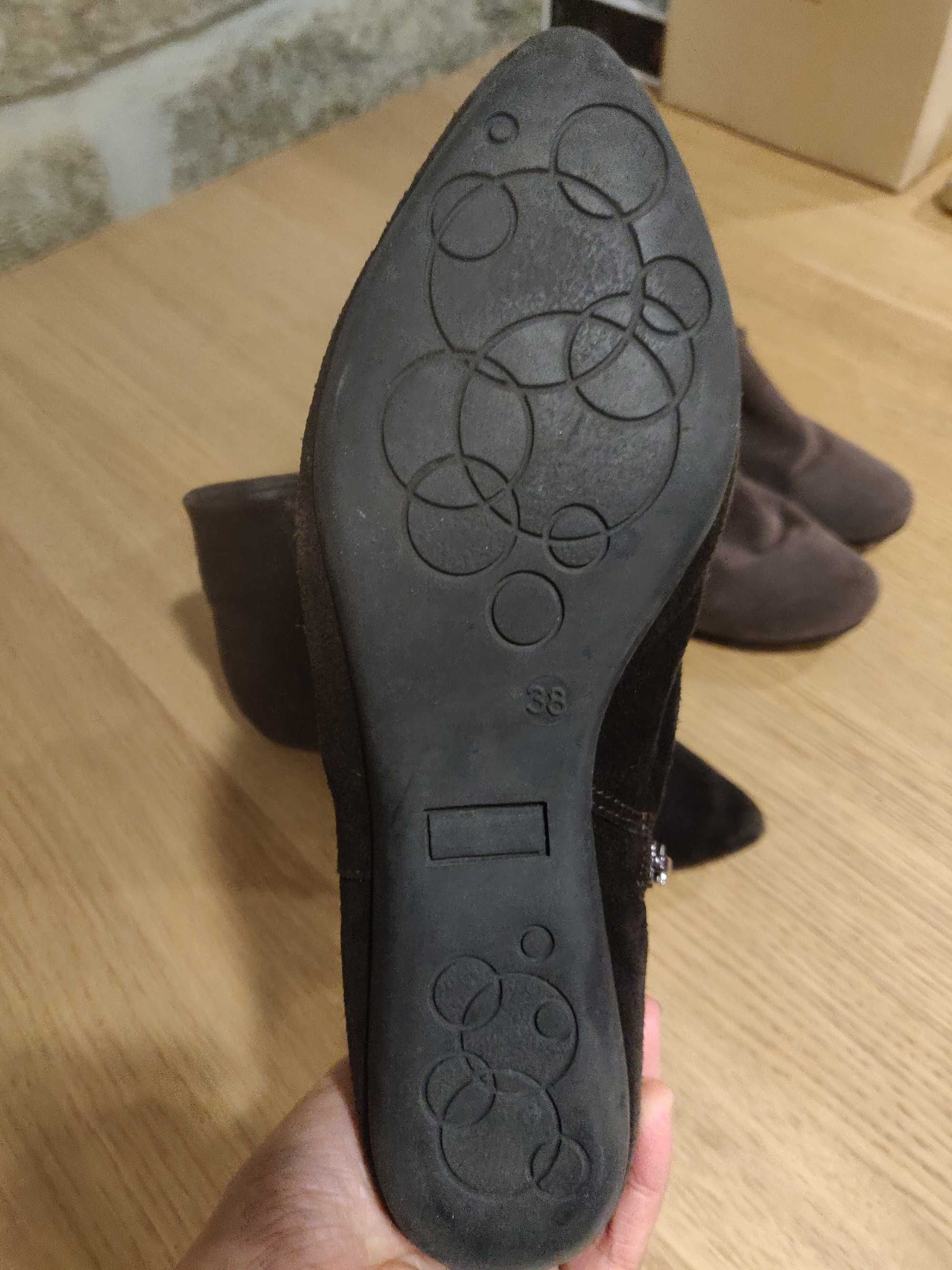 Botins, tamanho 38