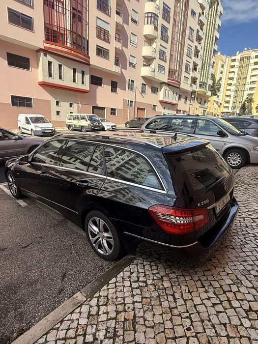 Mercedes-Benz / E250 / Diesel / Avantgarde