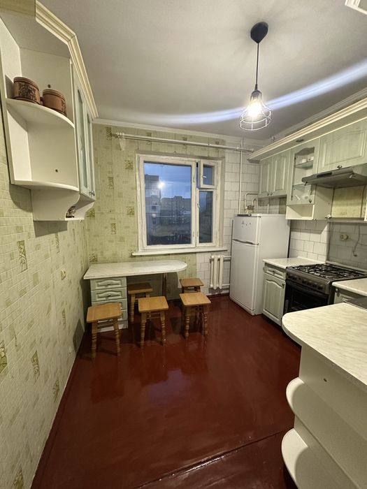 Терміновий Продаж 2к квартири мкр каскад готова до проживання.5 поверх