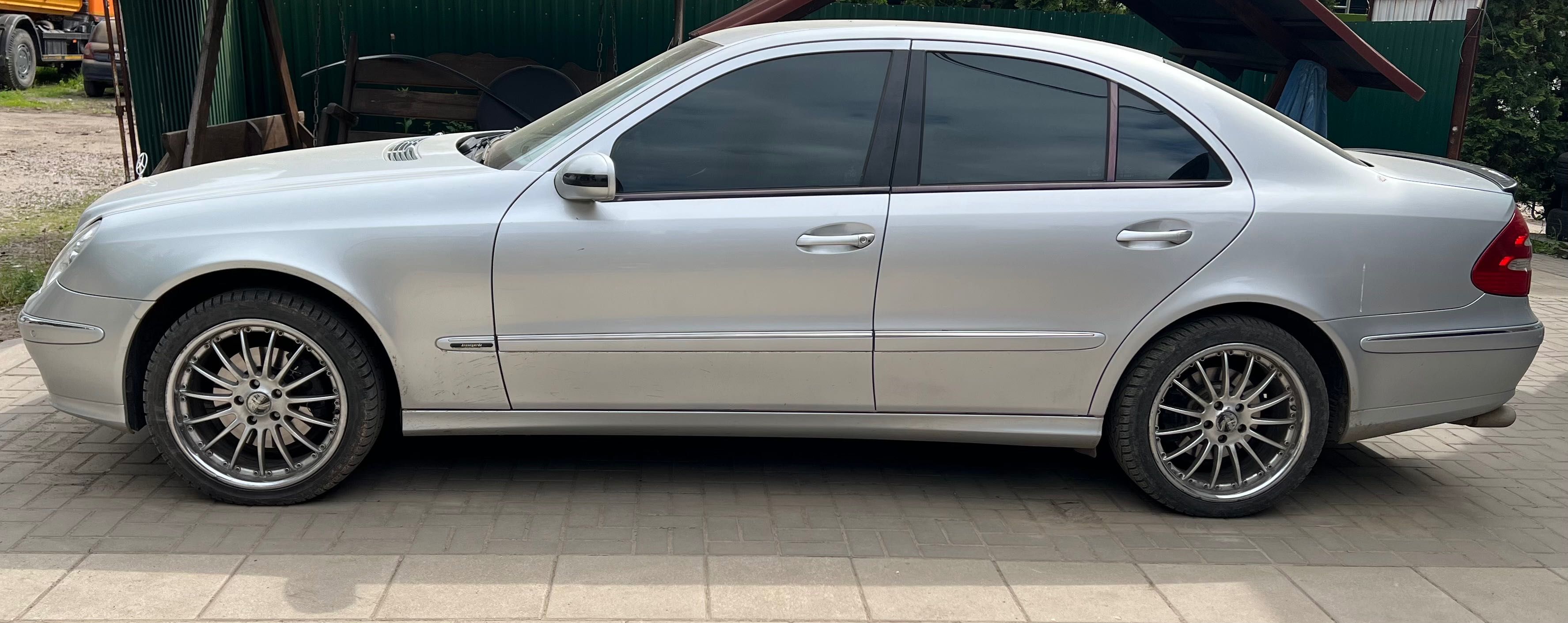 Mersedes-Benz E350 avtomat