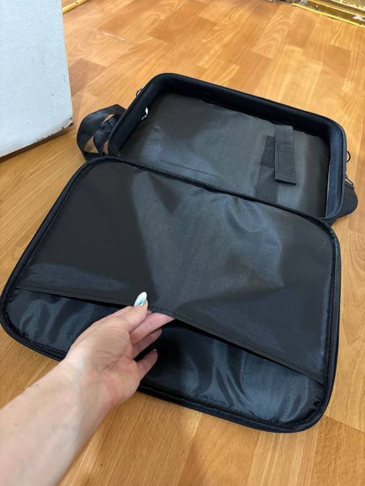 Сумка для ноутбуку на 15,6ʼʼ дюймів, на 39,5*29 см, металева фурнітура