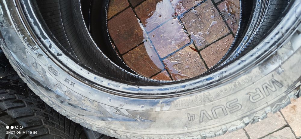 Nokian WR SUV 4 255/45r20 dot 2022