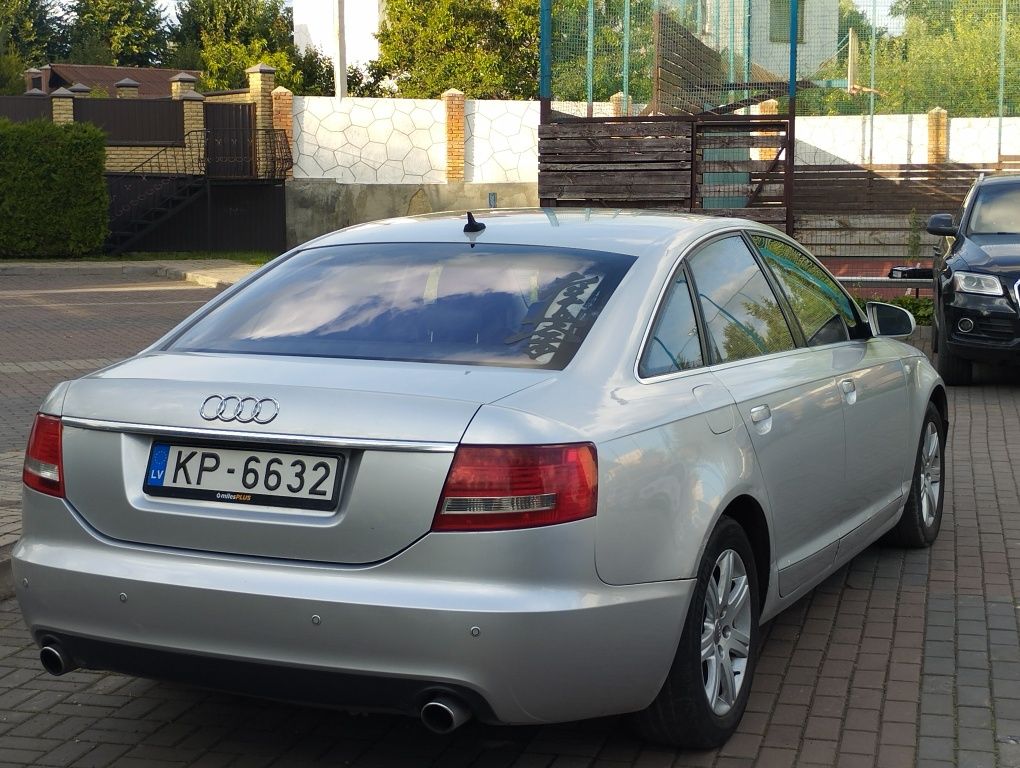 Audi A6C6 2.4 2004