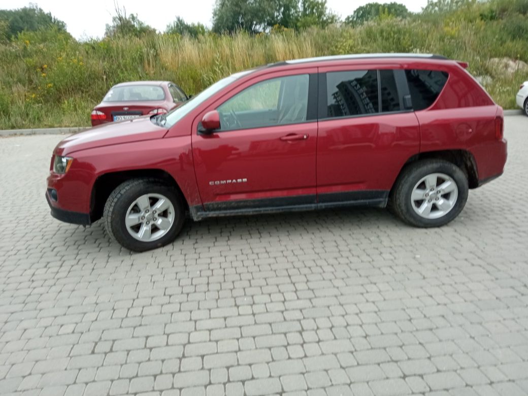 Jeep compass продам