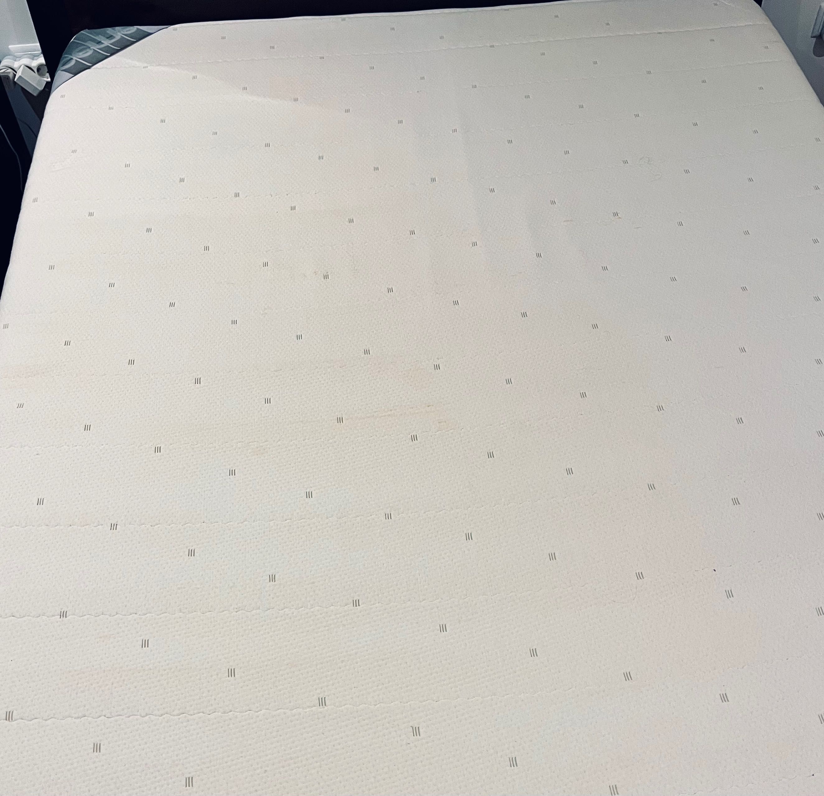 Colchão 100% látex marca Cerne 160x200cm