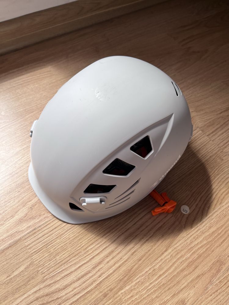 Kask wspinaczkowy SIMOND