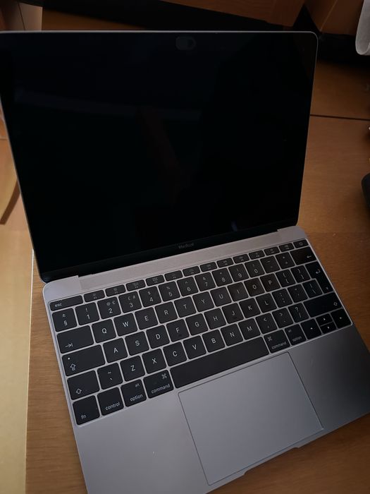 MacBook 12” (2016) em bom estado geral
